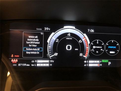 Used 2024 Toyota Tundra Platinum image 19