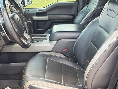 Used 2018 Ford F150 Raptor w/ Equipment Group 802A Luxury AWD/4WD image 17