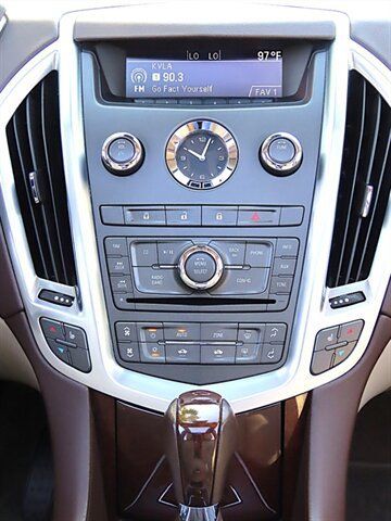 Used 2011 Cadillac SRX Luxury FWD image 15