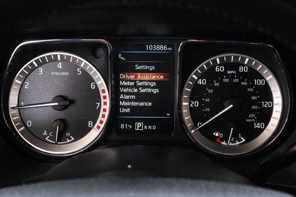 Used 2019 Nissan Titan SL w/ Midnight Edition RWD image 15