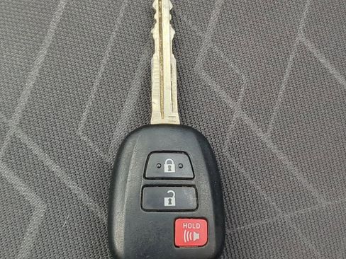 Used 2018 Toyota Tacoma TRD Off-Road image 27