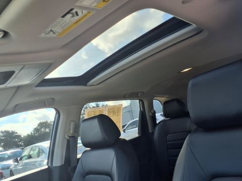 Used 2024 Honda CR-V EX-L image 5