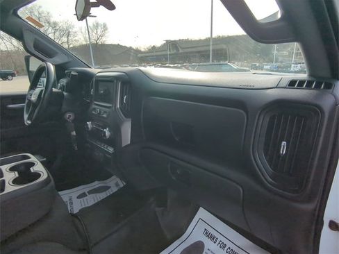 Used 2022 GMC Sierra 3500 Pro w/ Convenience Package image 25