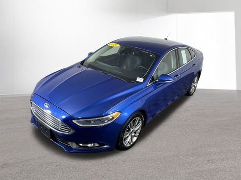 Used 2017 Ford Fusion Titanium image 41