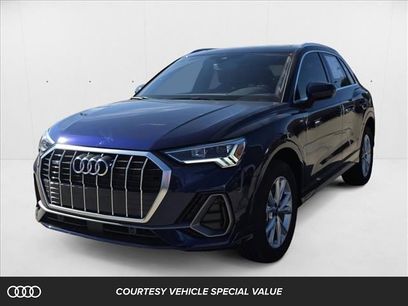 New 2025 Audi Q3 2.0T Premium w/ Convenience Package