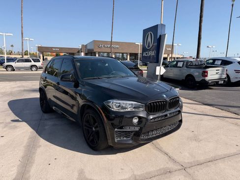 Used 2018 BMW X5 M w/ Executive Package AWD/4WD image 3