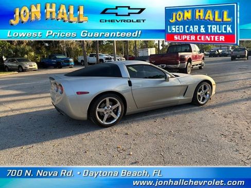 Used 2008 Chevrolet Corvette Coupe w/ Preferred Equipment Group image 11