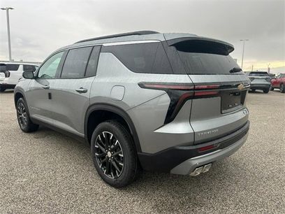 New 2026 Chevrolet Traverse LT w/ Sun and Wheel Package
