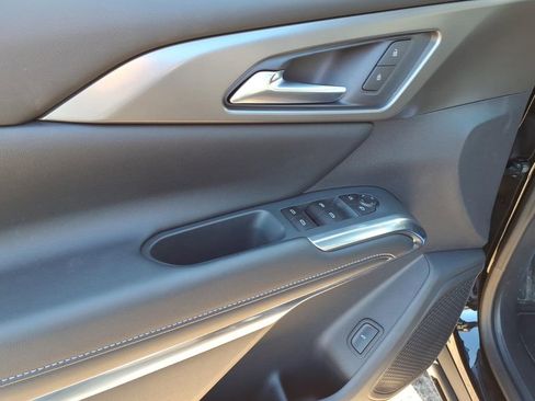 New 2026 Chevrolet Traverse LT image 11