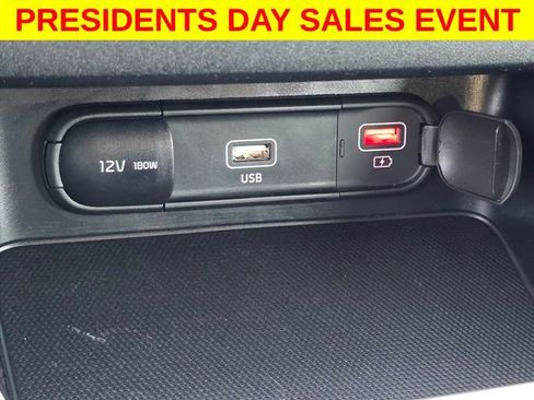 Used 2024 Kia Forte GT-Line image 30