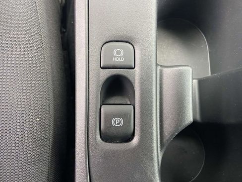 Used 2025 Toyota Corolla LE w/ Convenience Package FWD image 27