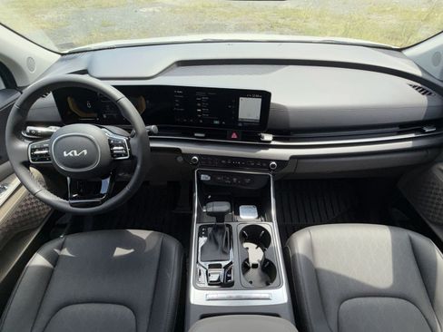 New 2026 Kia Carnival EX FWD image 39