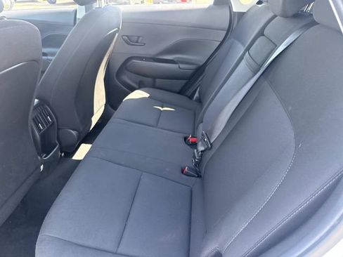 Used 2024 Hyundai Kona SEL AWD/4WD image 14