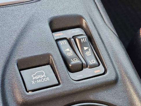 Used 2023 Subaru Crosstrek 2.0i Premium image 23