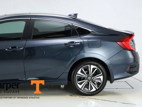Used 2016 Honda Civic EX-L image 41