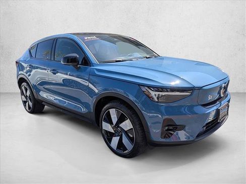 Certified 2023 Volvo C40 P8 Recharge Ultimate w/ Protection Package Premier AWD/4WD image 3