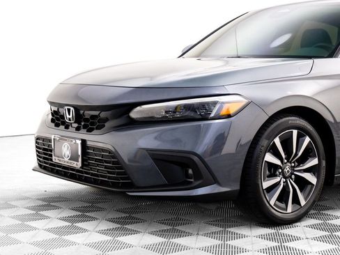 Certified 2024 Honda Civic EX-L image 32