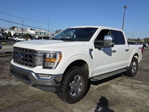 Used 2023 Ford F150 Lariat w/ Trailer Tow Package image 4