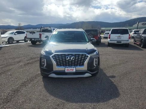 Used 2021 Hyundai Palisade Limited w/ Winter Package AWD/4WD image 3