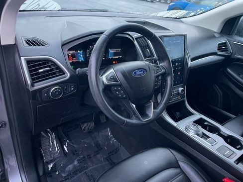 Certified 2022 Ford Edge SEL w/ Convenience Package image 12