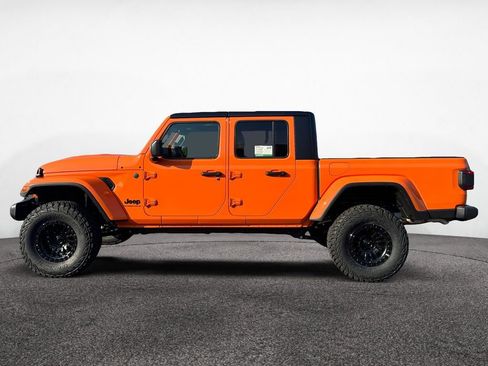 New 2025 Jeep Gladiator Sport AWD/4WD image 2