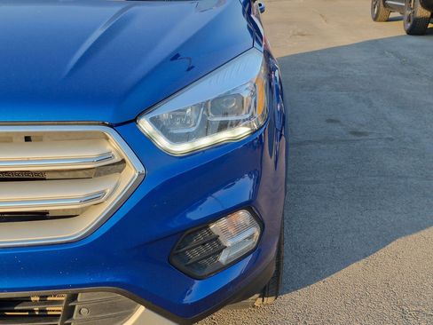 Used 2018 Ford Escape Titanium w/ Ford Safe & Smart Package AWD/4WD image 12