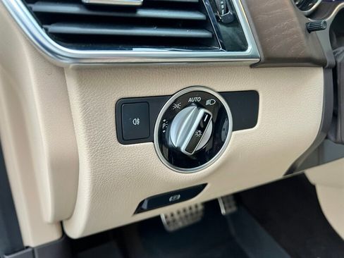 Used 2019 Mercedes-Benz GLE 400 4MATIC w/ Premium 1 Package image 33