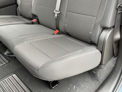 New 2026 Chevrolet Silverado 2500 Custom w/ Custom Value Package image 31