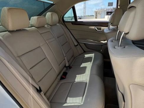 Used 2015 Mercedes-Benz E 350 4MATIC Sedan image 21