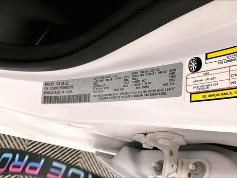 Used 2025 RAM 1500 Laramie image 42