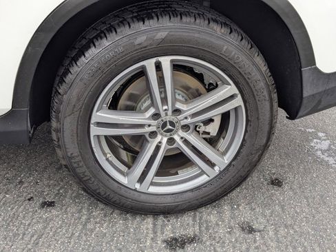 Used 2021 Mercedes-Benz GLC 300 image 21