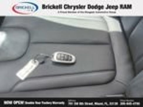 Used 2025 Hyundai Palisade SEL FWD image 12
