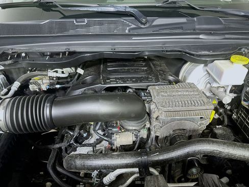 Used 2024 RAM 1500 Big Horn AWD/4WD image 9