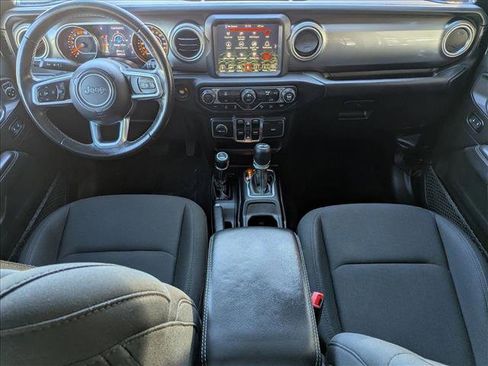 Used 2019 Jeep Wrangler Unlimited Sahara image 19