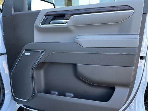 New 2026 GMC Sierra 1500 SLT w/ SLT Premium Package image 23