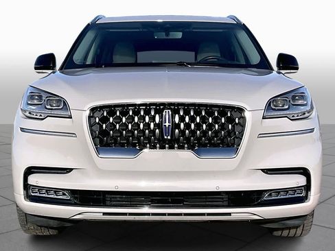 Used 2022 Lincoln Aviator Grand Touring w/ Equipment Group 301A image 4