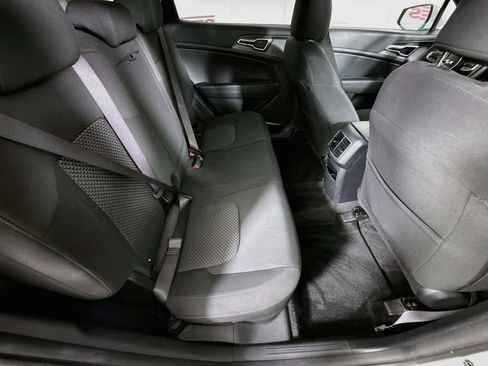 Certified 2023 Kia Sportage LX AWD/4WD image 29