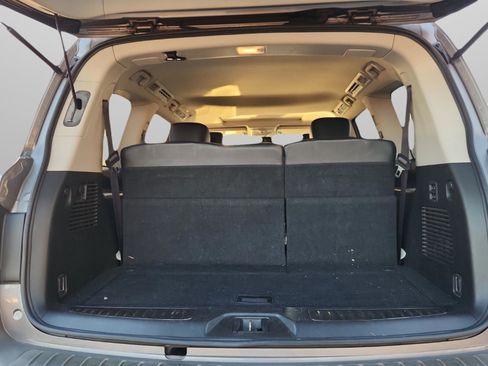 Used 2012 INFINITI QX56 2WD w/ Theater Pkg image 28