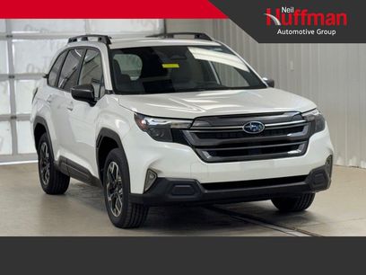 Used 2025 Subaru Forester Premium w/ Convenience Package #1