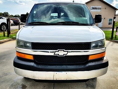 Used 2012 Chevrolet Express 3500 LT w/ LT Preferred Equipment Group RWD image 12