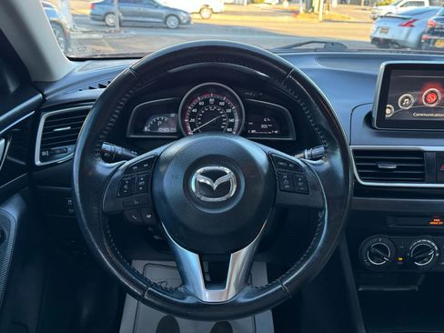 Used 2015 MAZDA MAZDA3 i Touring image 20