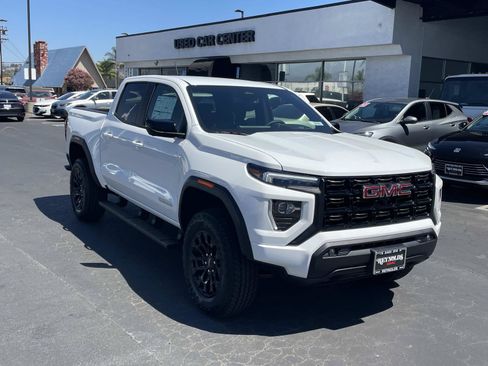 New 2026 GMC Canyon Elevation w/ Convenience Package RWD image 3