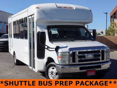 Used 2014 Ford E-450 and Econoline 450 Super Duty w/ Shuttle Bus Prep Package image 2