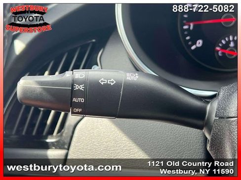 Used 2022 Kia Stinger GT-Line AWD/4WD image 27