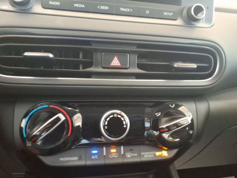 Certified 2023 Hyundai Kona SEL AWD/4WD image 22