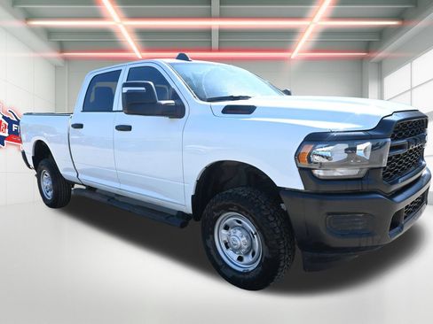 Used 2024 RAM 2500 Tradesman AWD/4WD image 4
