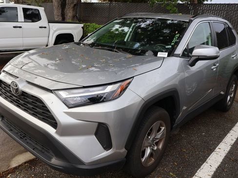 Used 2025 Toyota RAV4 XLE image 2