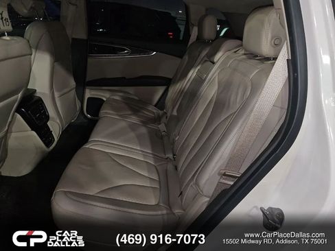 Used 2019 Lincoln Nautilus Reserve FWD image 11