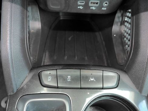 Used 2021 Chevrolet TrailBlazer LS FWD image 18