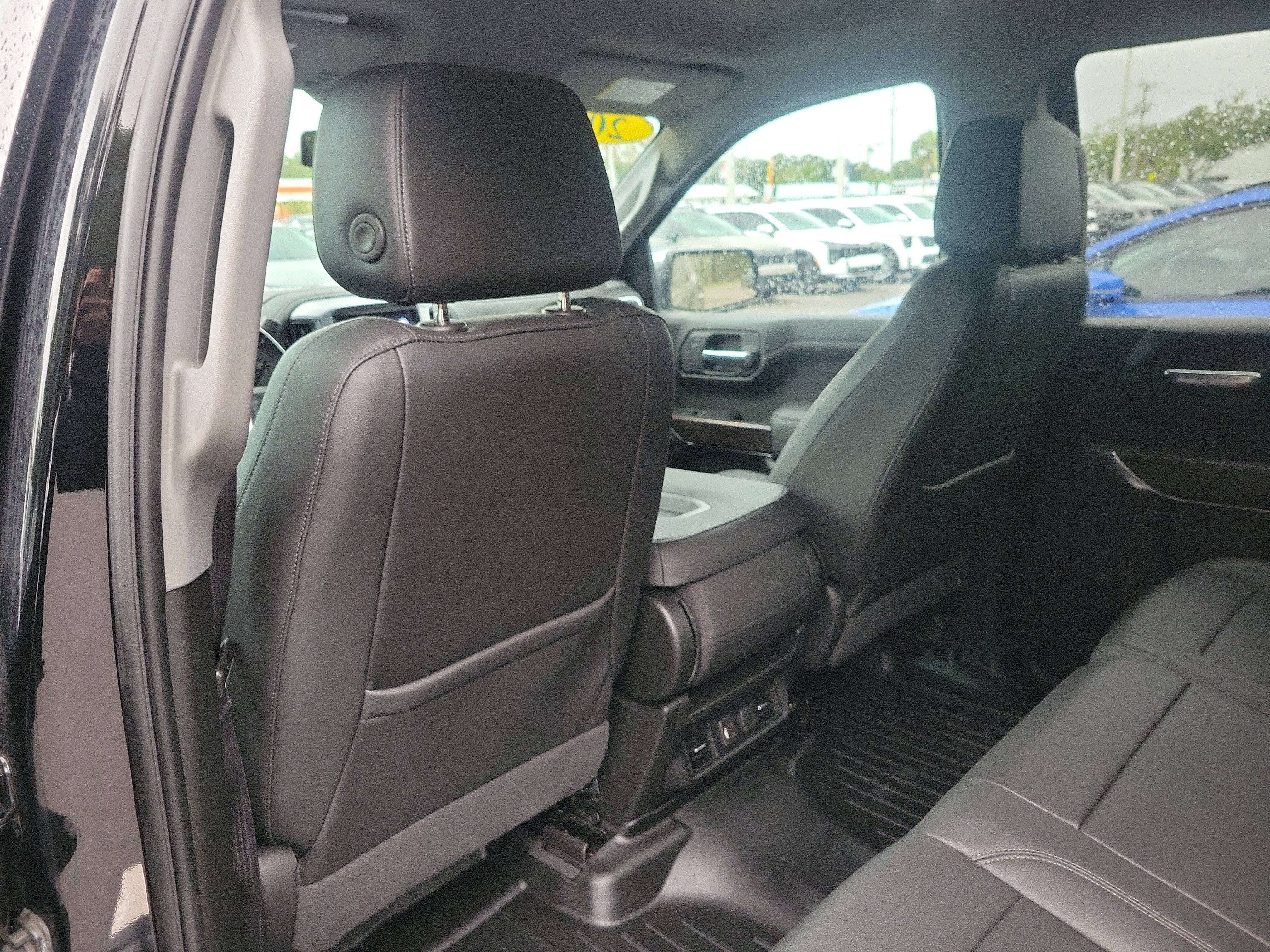 Used 2022 GMC Sierra 1500 SLT AWD/4WD image 13